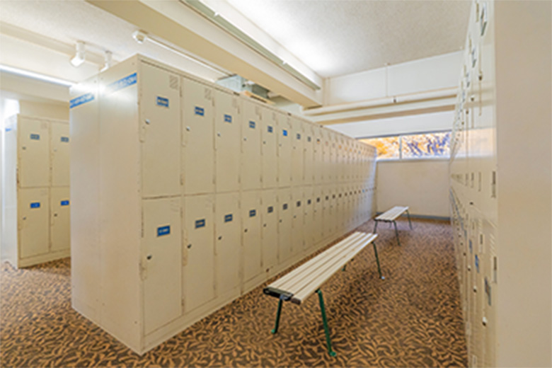 ロッカールーム